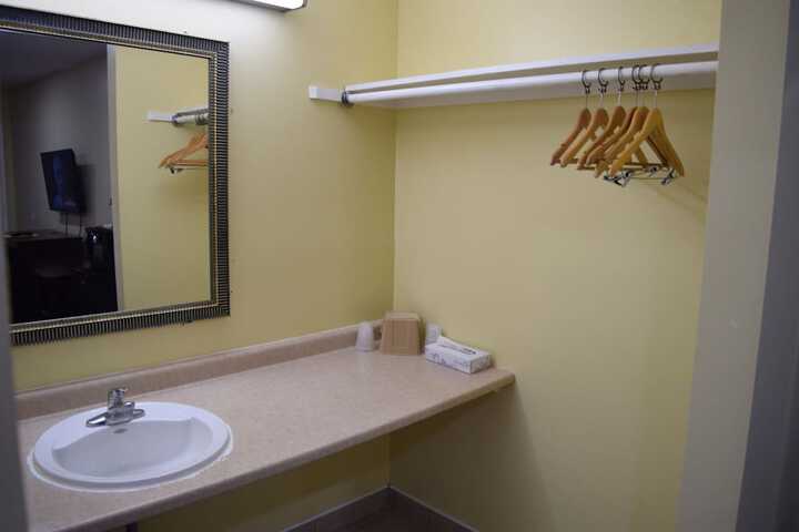 White Oaks Motel Pennsville / Carneys Point
