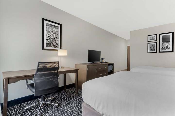 Comfort Inn & Suites