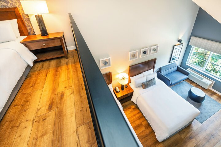 Room 19 of 52