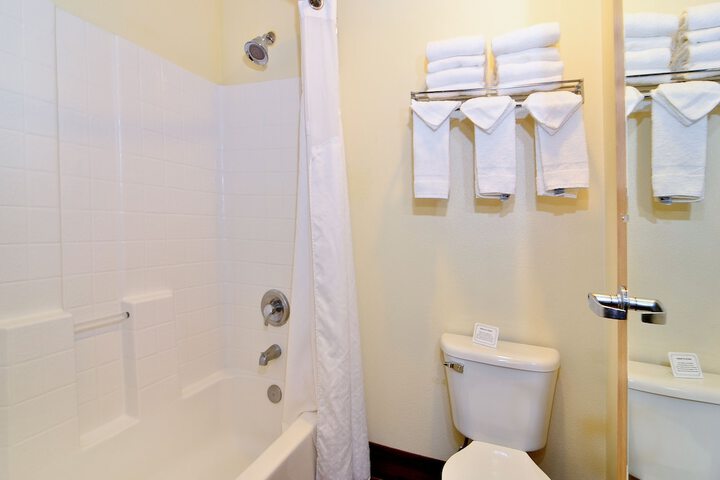 Room 16 of 27