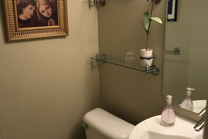 Room 22 of 36