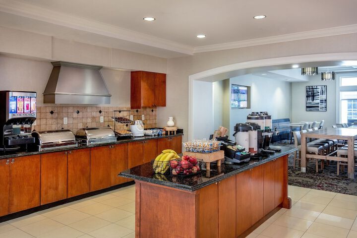 Residence Inn by Marriott Chesapeake Greenbrier