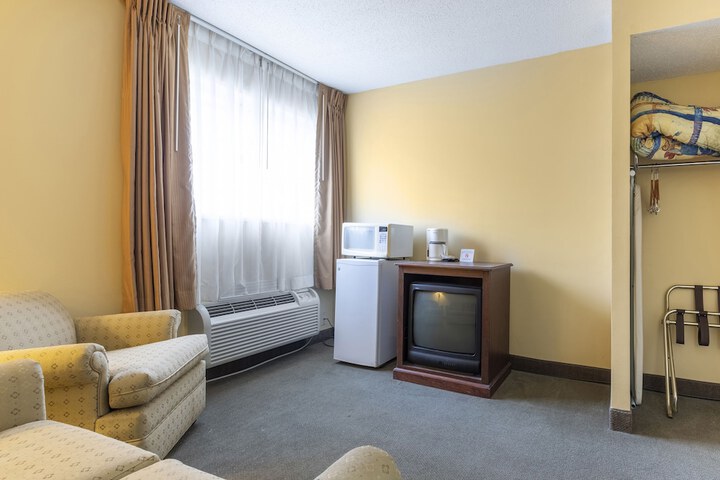 Room 44 of 84