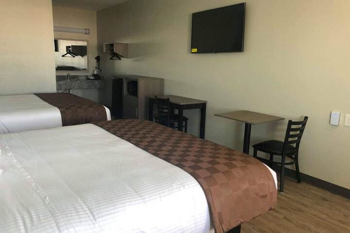 Room 15 of 19