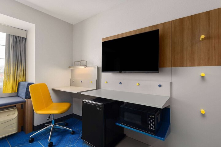 Room 39 of 50