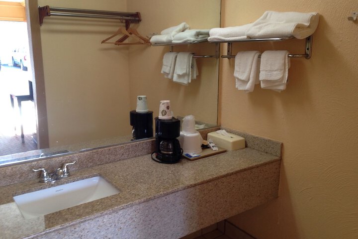 Room 14 of 19