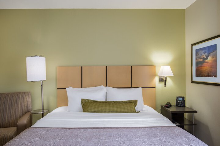Room 21 of 31
