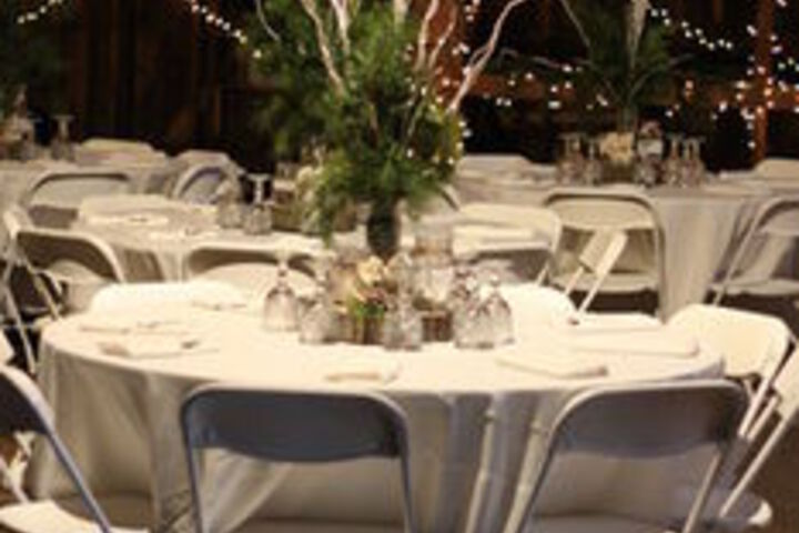 Edgewater Inn & Riverside Grill