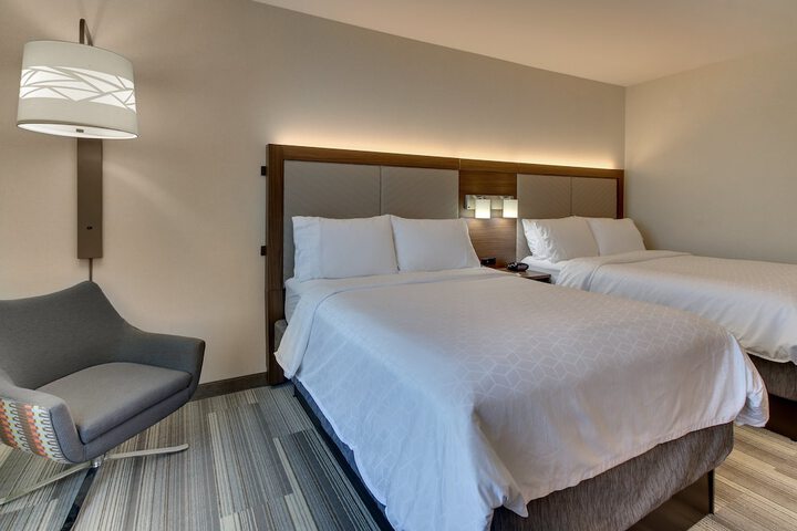 Room 44 of 91