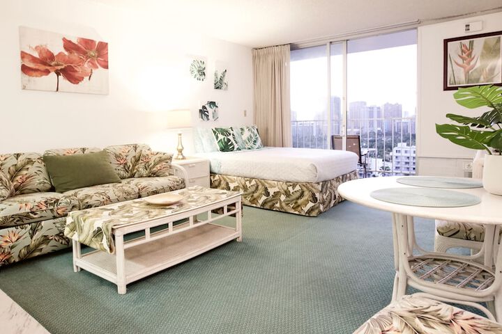 Room 103 of 329