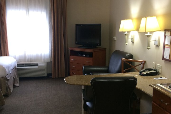 Room 12 of 50