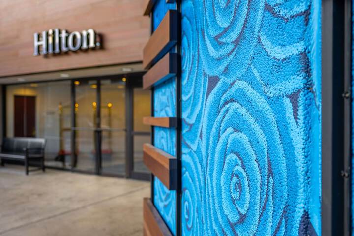 Hilton Lexington / Downtown