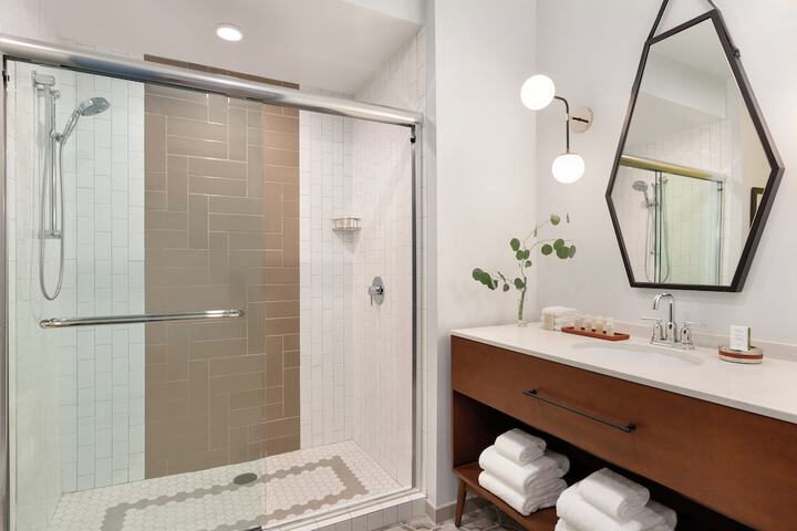 Hotel Indigo Winston-Salem Downtown by IHG
