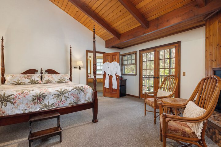 Kilauea Lodge and Restaurant