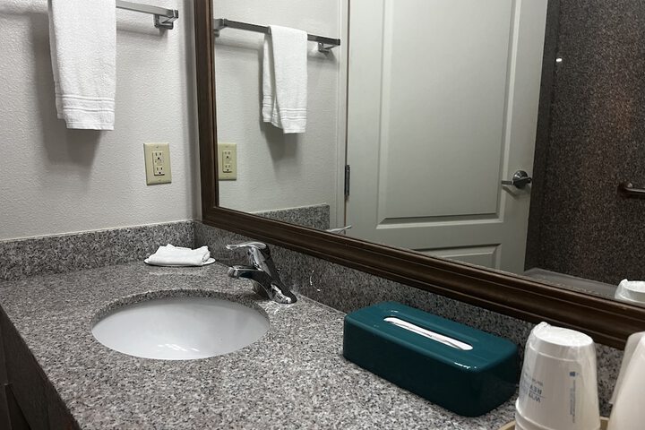 Room 33 of 55
