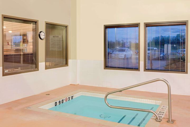 Pool 4 of 55