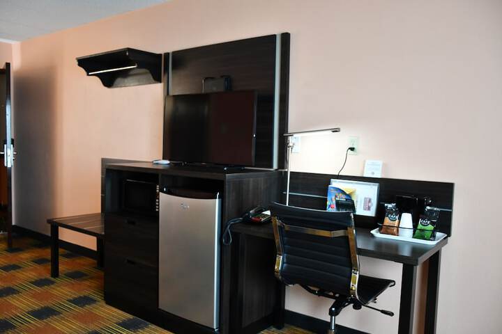 Room 12 of 39