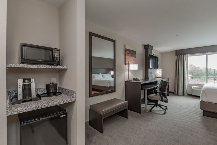 Holiday Inn Mishawaka by IHG