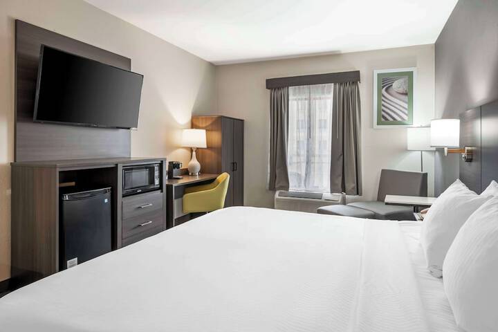 Room 15 of 24