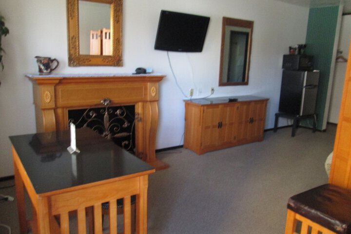 Room 14 of 23
