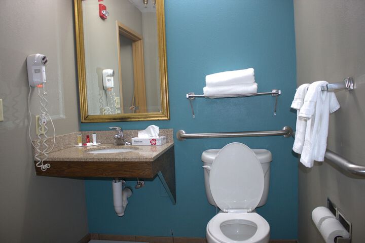 Room 10 of 23