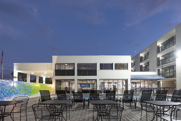 Hotel 4 of 48
