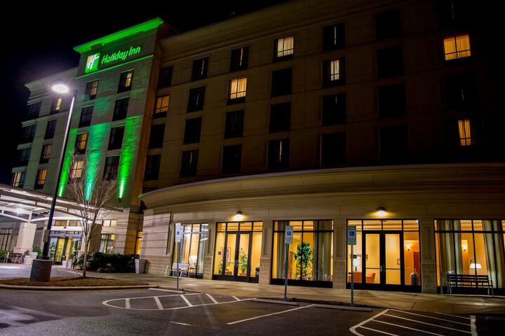 Hotel 7 of 35