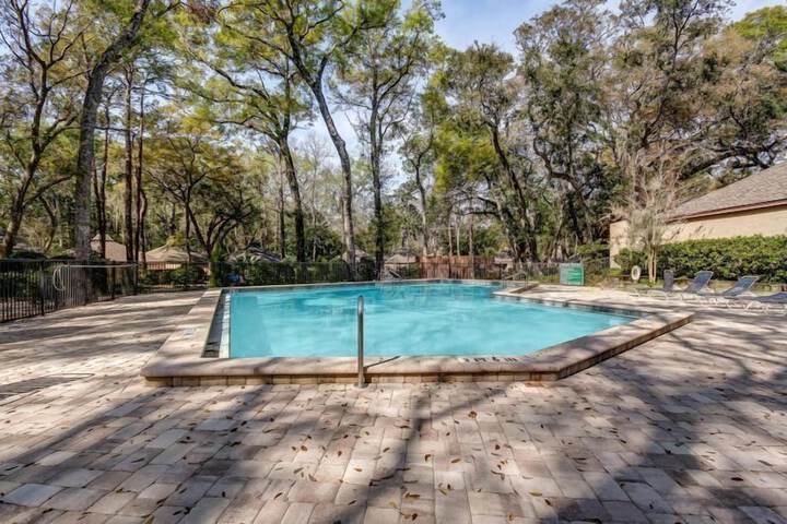 Pool 8 of 45