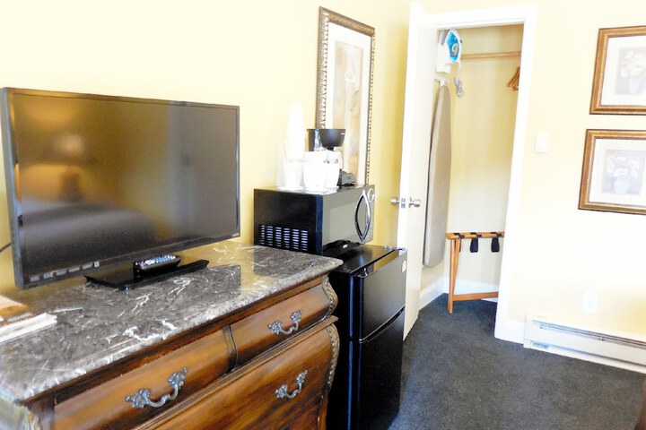 Room 20 of 72