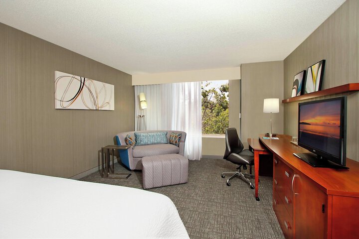 Room 22 of 44