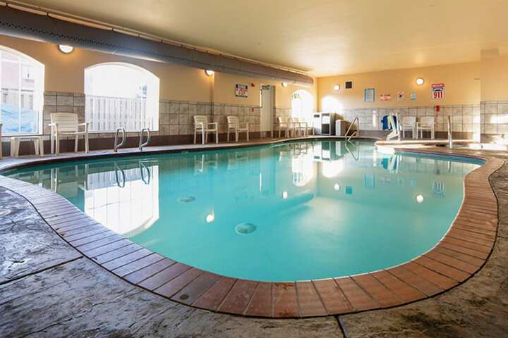 Rivertide Suites Hotel