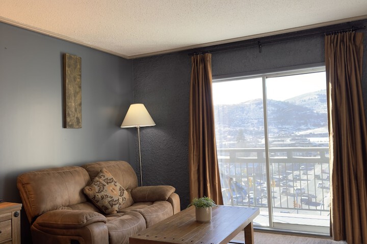 Divya Sutra Plaza and Conference Centre Vernon, BC