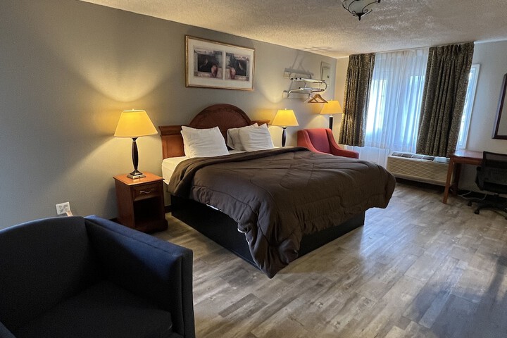 Room 8 of 44