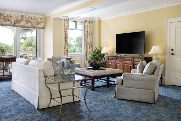 The Inn & Club at Harbour Town