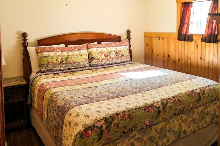 Room 45 of 183