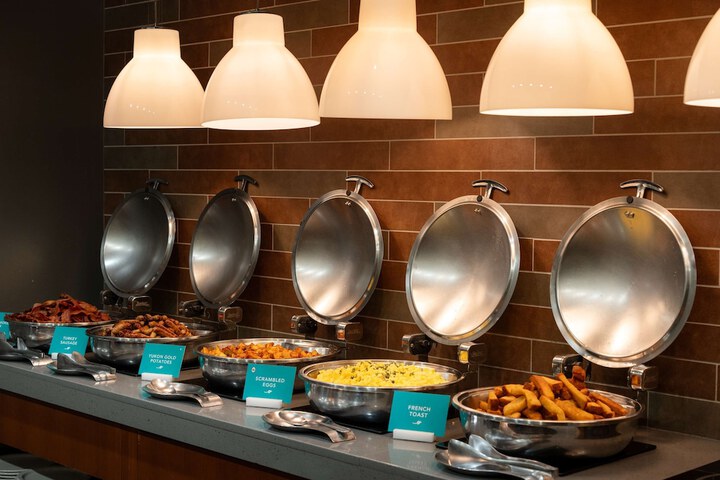 Breakfast/Coffee Service 103 of 127