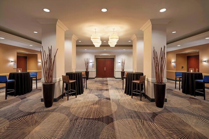 Courtyard by Marriott Downtown Toronto