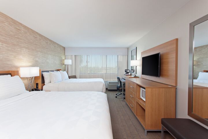Room 20 of 28
