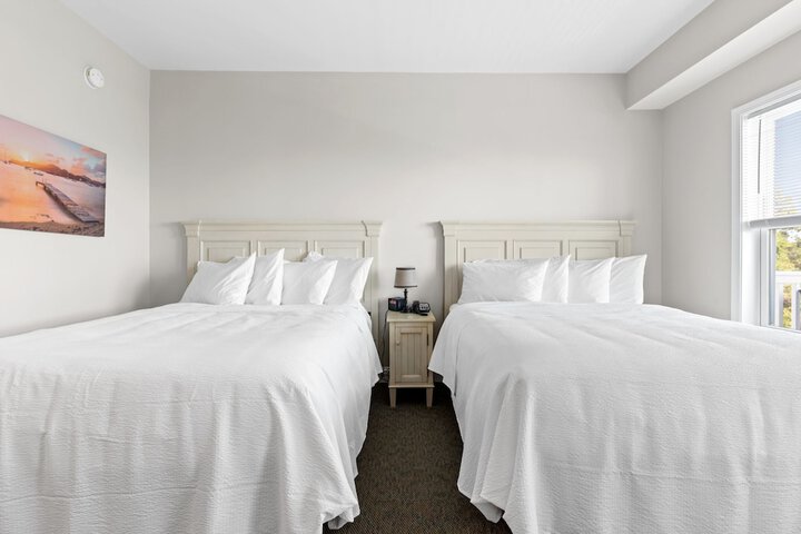 Room 32 of 42