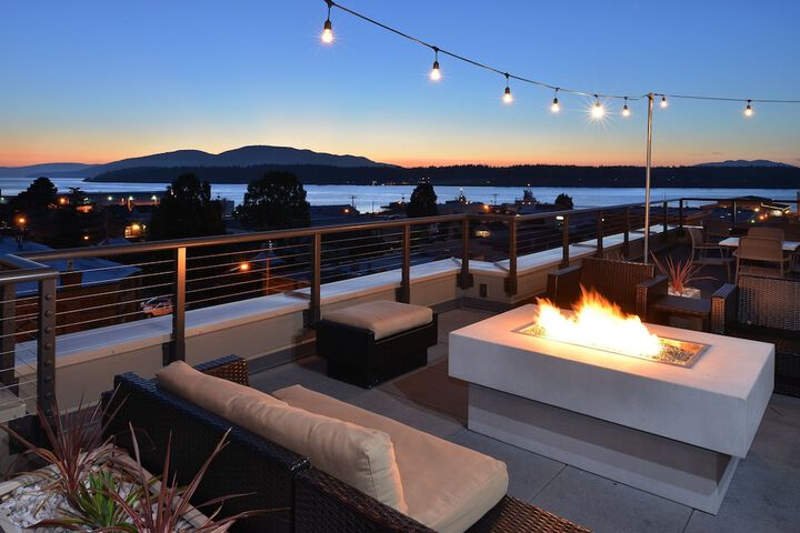 Majestic Inn & Spa