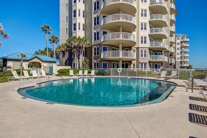 Pool 9 of 38