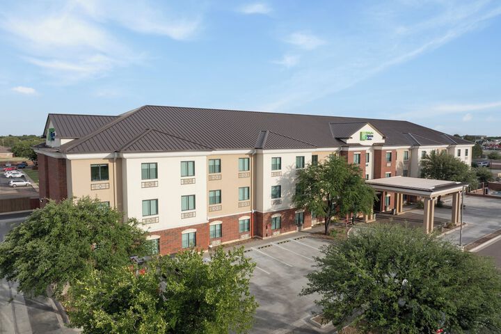 Holiday Inn Express & Suites Midland Loop 250 by IHG