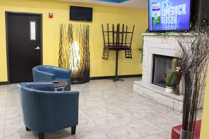 Hotel Interior 7 of 32