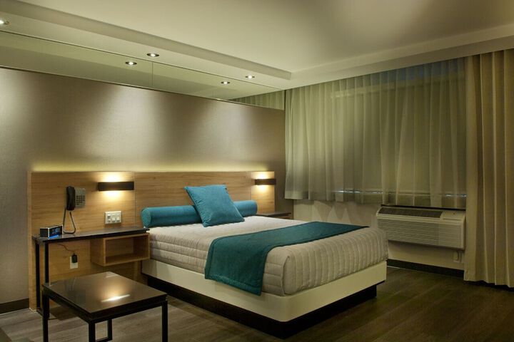 Room 14 of 20