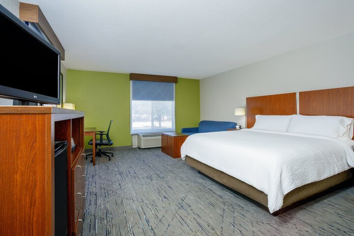 Room 47 of 74