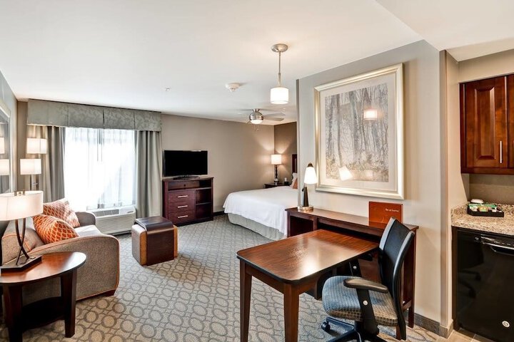 Room 12 of 36