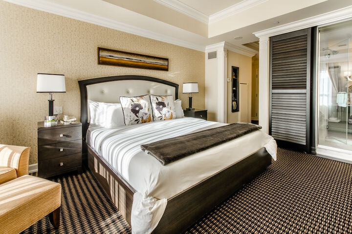 Room 21 of 82