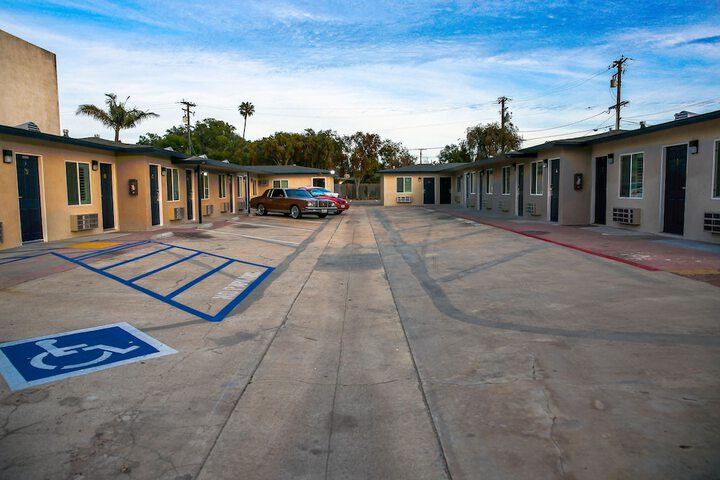 Property Grounds 15 of 17