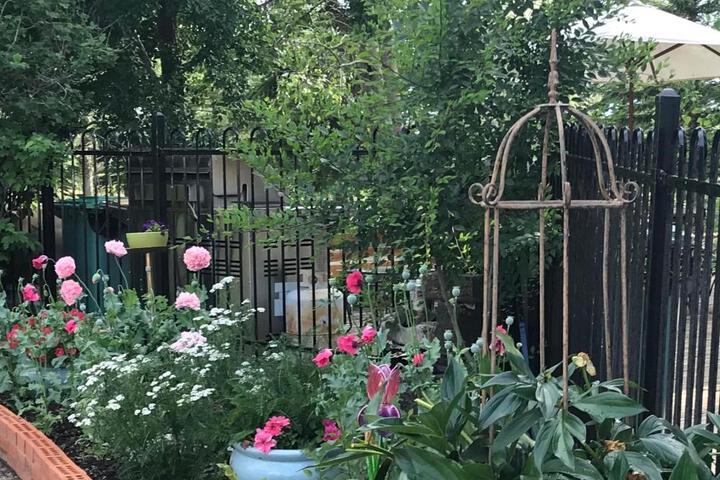 Rolling Hills Country Resort Bed and Breakfast