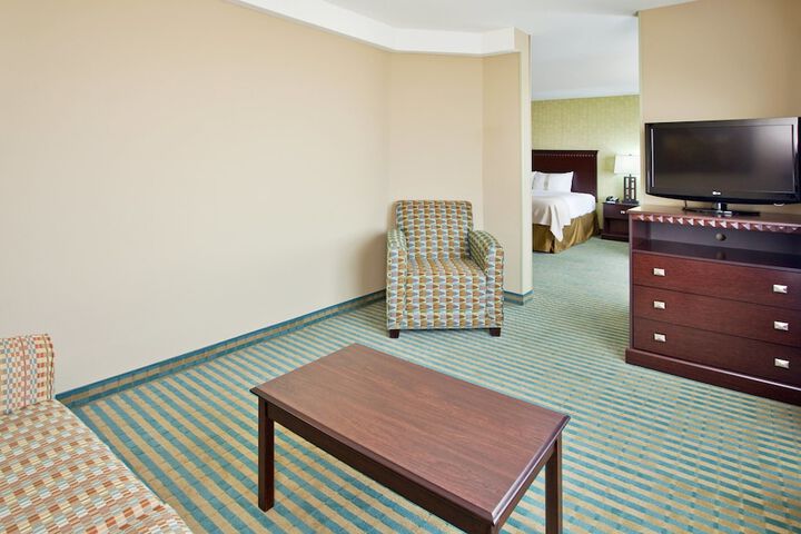Room 21 of 33